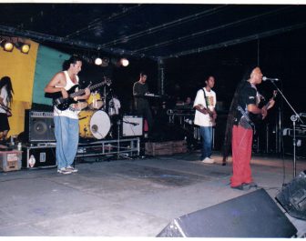 Dionorina e Banda Guerrilheiro de Jah